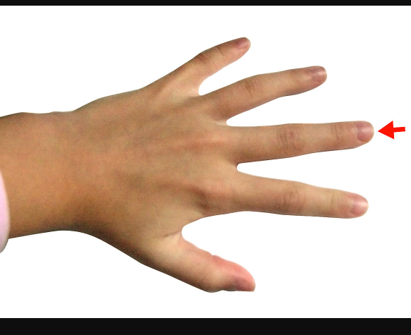 Longest middle finger8